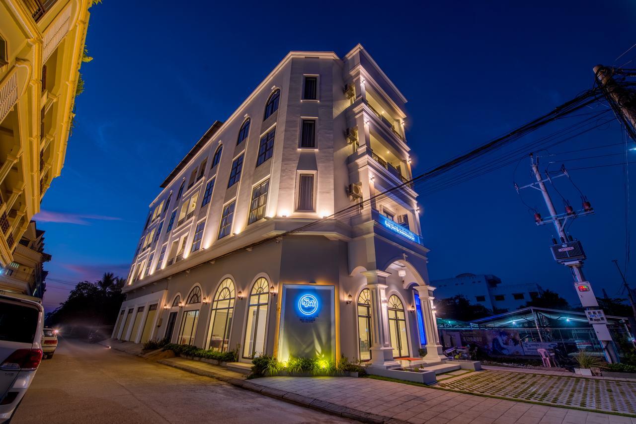 Sky Palace Boutique Hotel バッタンバン エクステリア 写真