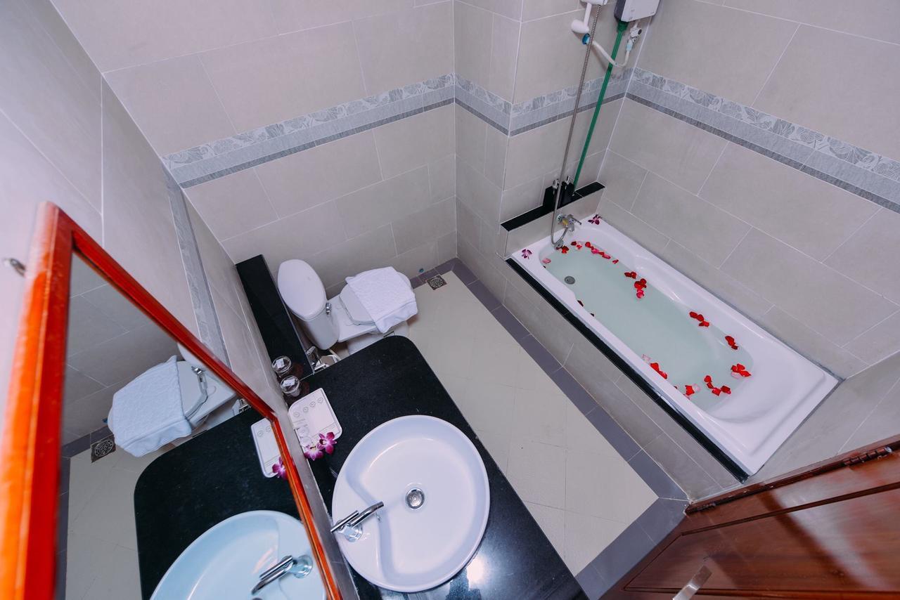 Sky Palace Boutique Hotel バッタンバン エクステリア 写真