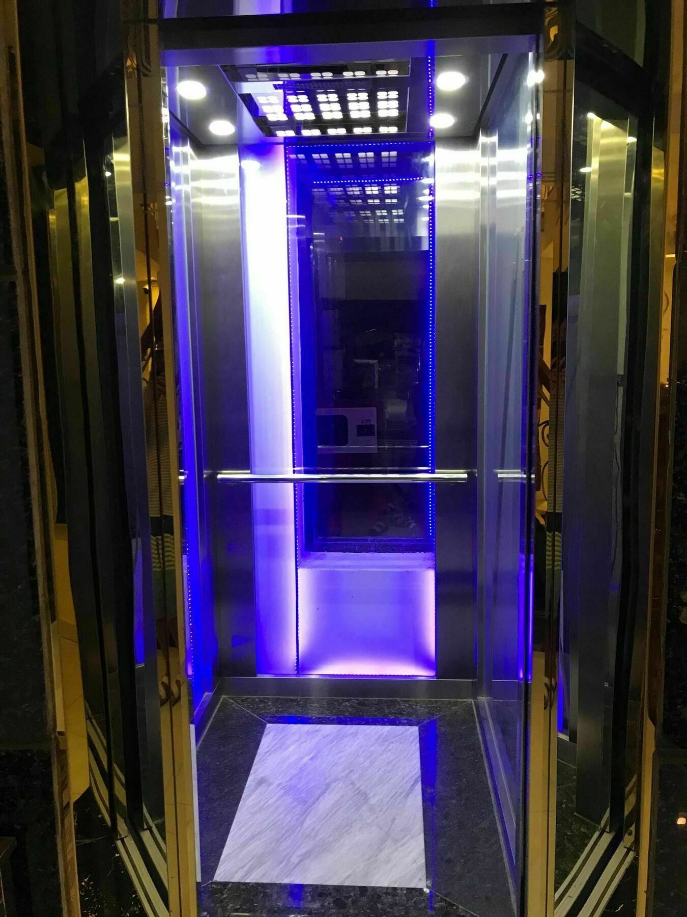 Sky Palace Boutique Hotel バッタンバン エクステリア 写真