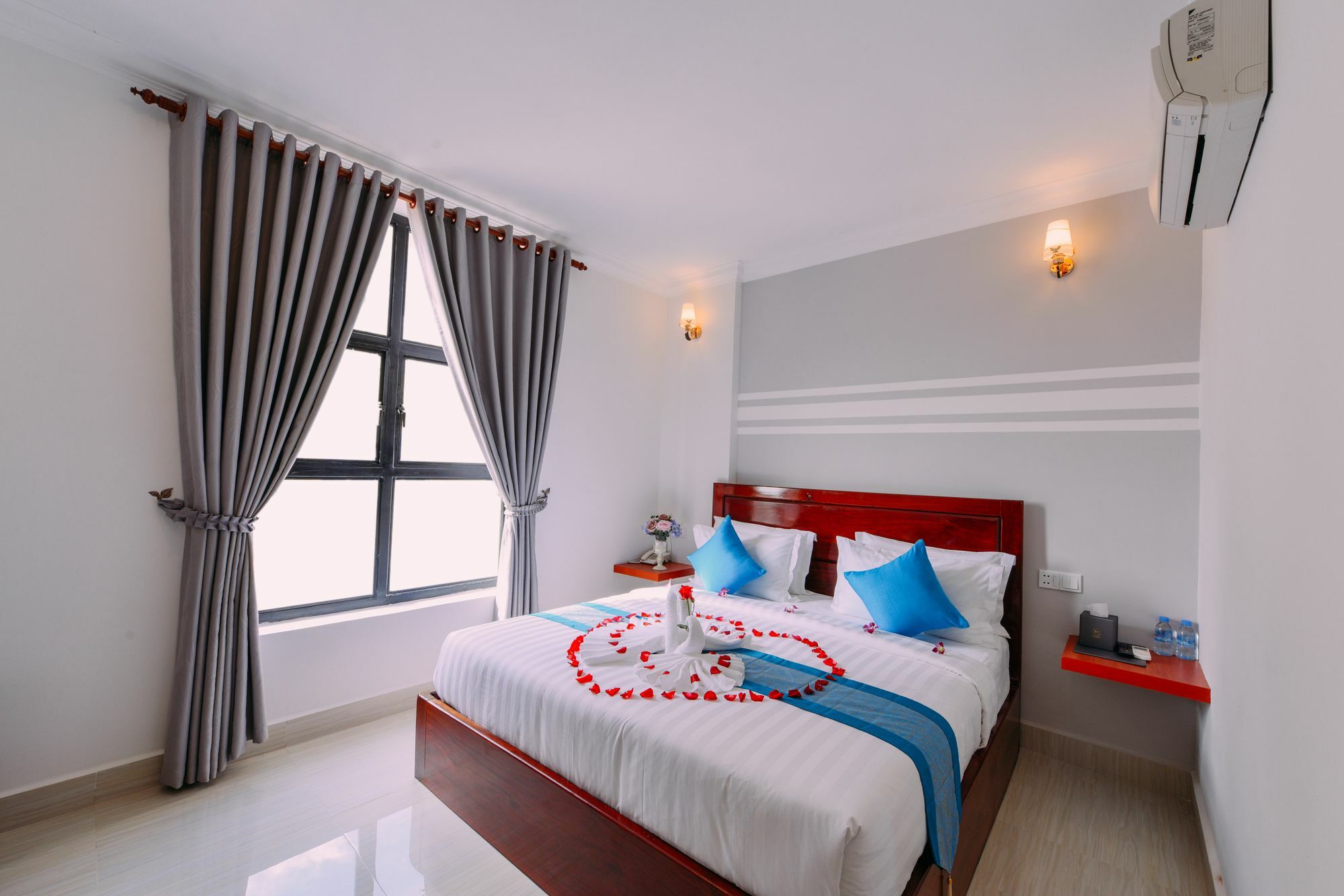Sky Palace Boutique Hotel バッタンバン エクステリア 写真