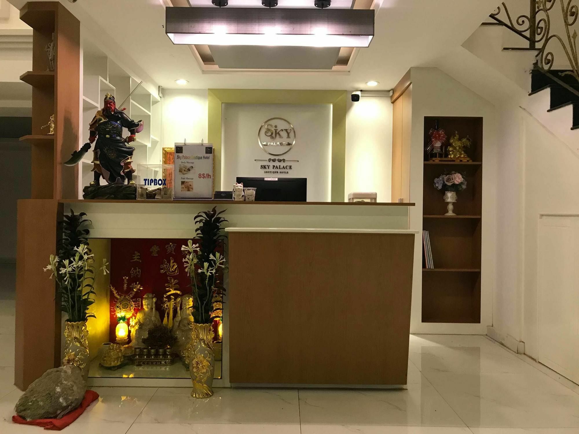 Sky Palace Boutique Hotel バッタンバン エクステリア 写真